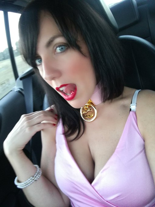 Bonne apr&egrave;s-midi mes ch&eacute;ris ! Rt si tu aime ma tenue ! #Pink #LaVieEstBelle #laVieEnRose #RT https://t<a href="/tag/pink"class="tags"><span>#pink</span></a><a href="/tag/rt"class="tags"><span>#rt</span></a><a href="/tag/lavieestbelle"class="tags"><span>#lavieestbelle</span></a><a href="/tag/lavieenrose"class="tags"><span>#lavieenrose</span></a>