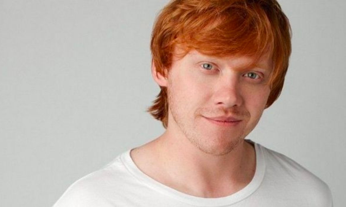 Руперт гринт. Руперт гринт. Руперт гринт с дочкой. Руперт гринт рон уизли. Чарли уизли актер.