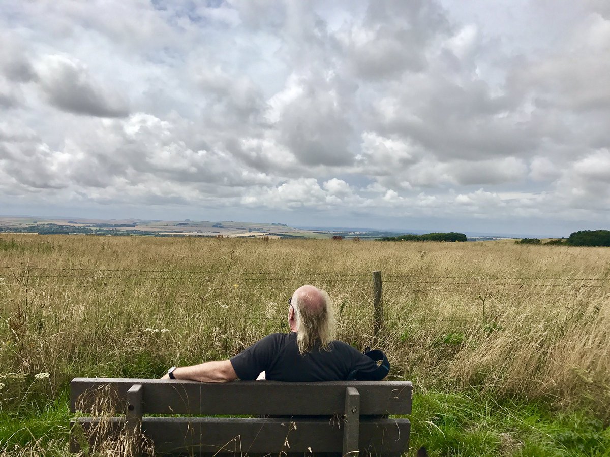BillBailey's tweet image. Last few views from the Ridgeway before Avebury Henge, the finest of Henges