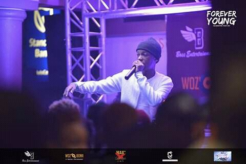 KinosonicEnt's tweet photo. @djboeli @Thobela_Moshate meet Please kindly stream 👉🏿 https://t.co/A4Mm91WjpC 🔥🙏🏼🎤 our boy @SkinieBlooToei 
#sahiphop
#Fabuloso https://t.co/jpPPiffJ8D