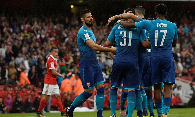 Video: Arsenal vs Benfica Video: Arsenal vs Benfica