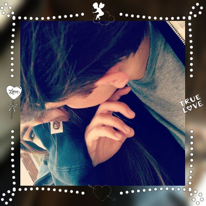 Gini_63's tweet photo. Amikor csak hozzám érsz a gyomromban megmozdulnk azok a pillangók. De a fene egye meg! Én oda vagyok ezekért a pillangókért!!!❤🔐 @Mate536 https://t.co/YFg2mTczbz