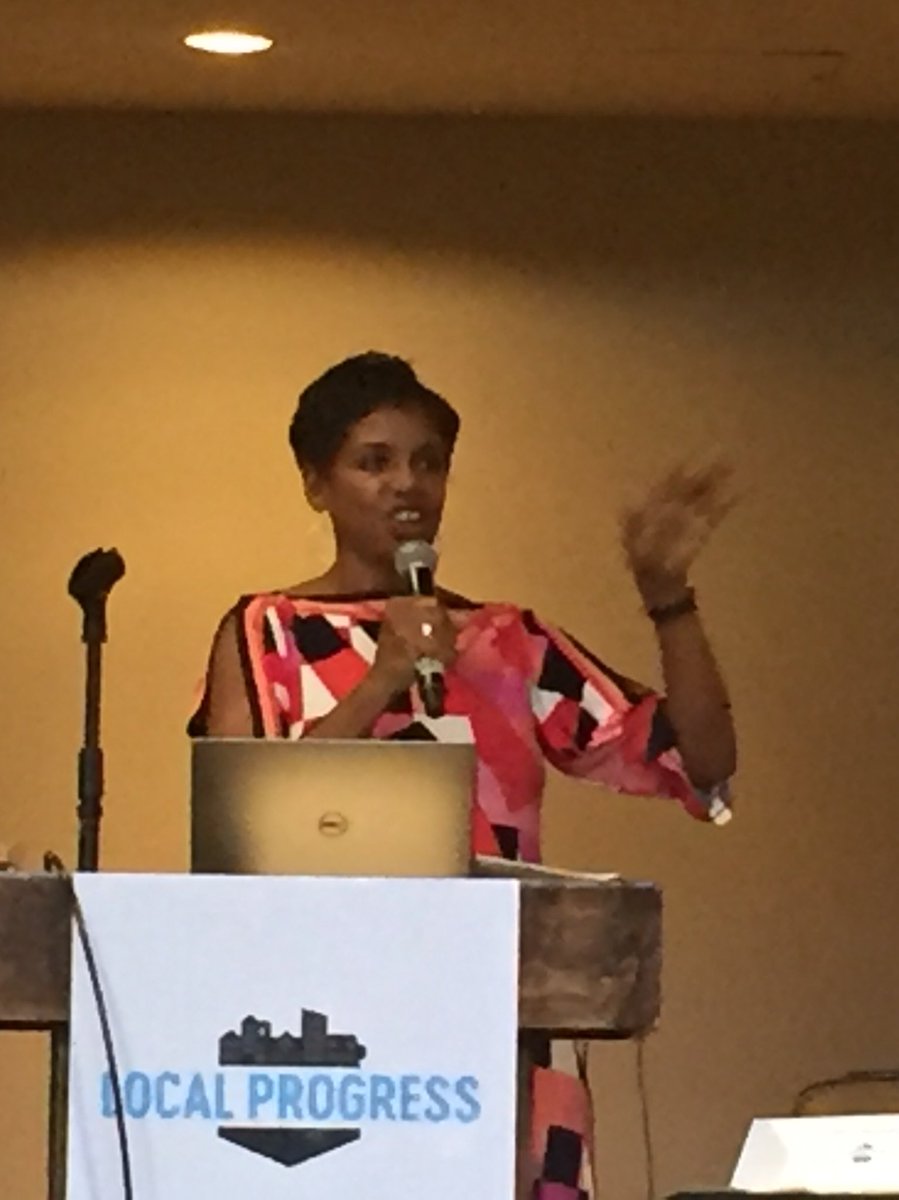 tishaura's tweet image. Having political therapy this afternoon at #LocalProgress17 with the incomparable @DonnaFEdwards! #PreachDonna