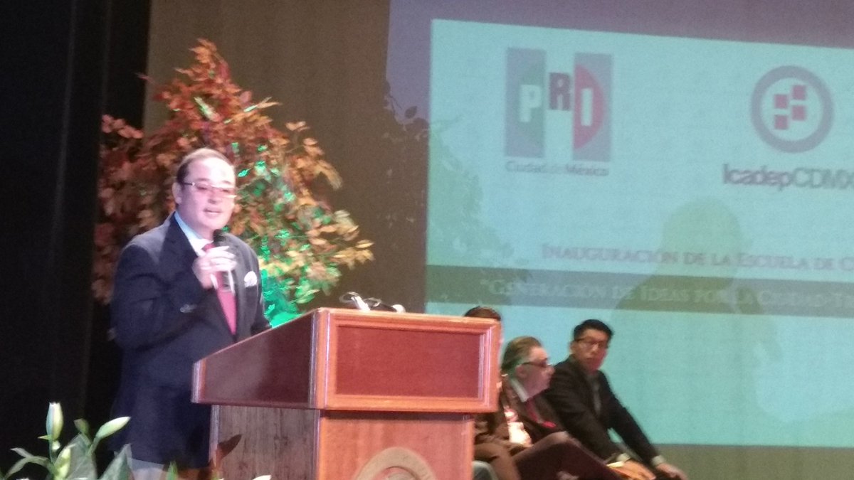 CNorbertoHS's tweet photo. Me encuentro en la inauguración de la #ECCDMX generando ideas por la ciudad #TransformandoConBases gracias por la invitación @JLIMondragon https://t.co/1JA3sssw9N
