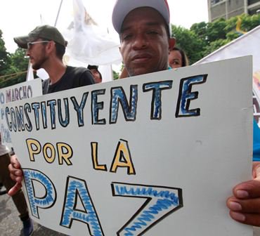 TiberioPSUV's tweet photo. Todo el pueblo a salir a votar por la Constituyente de la Paz y defender con fiel patriotismo la democracia y a nuestra Patria. https://t.co/1AmsJJeDhJ