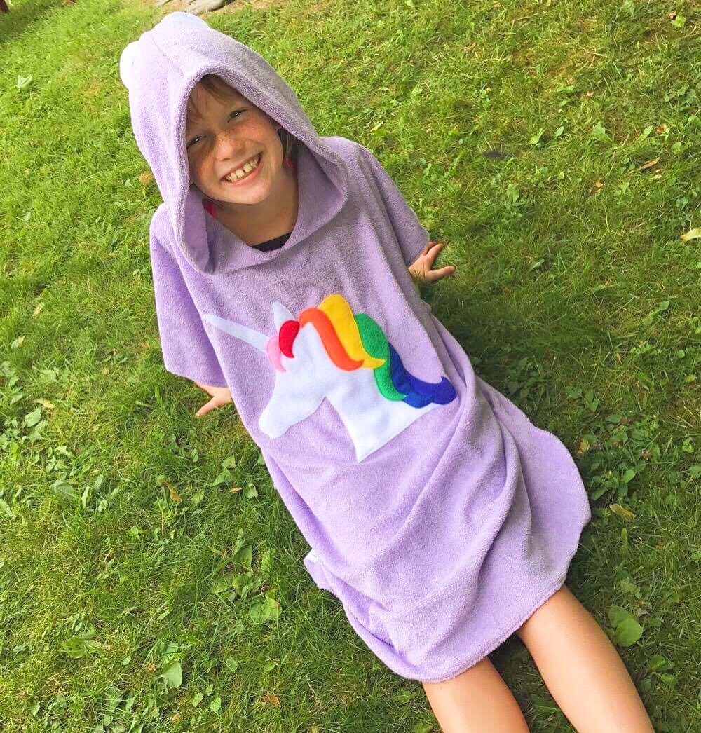 PonchiesforKids's tweet photo. In love with her Unicorn Beach Towel Ponchie!! 💕🦄🌈#thatsmile #thosefreckles #happyascanbe #unicorn #rainbow #beach #towel #poncho #ponchies https://t.co/e9otY5Rrz5