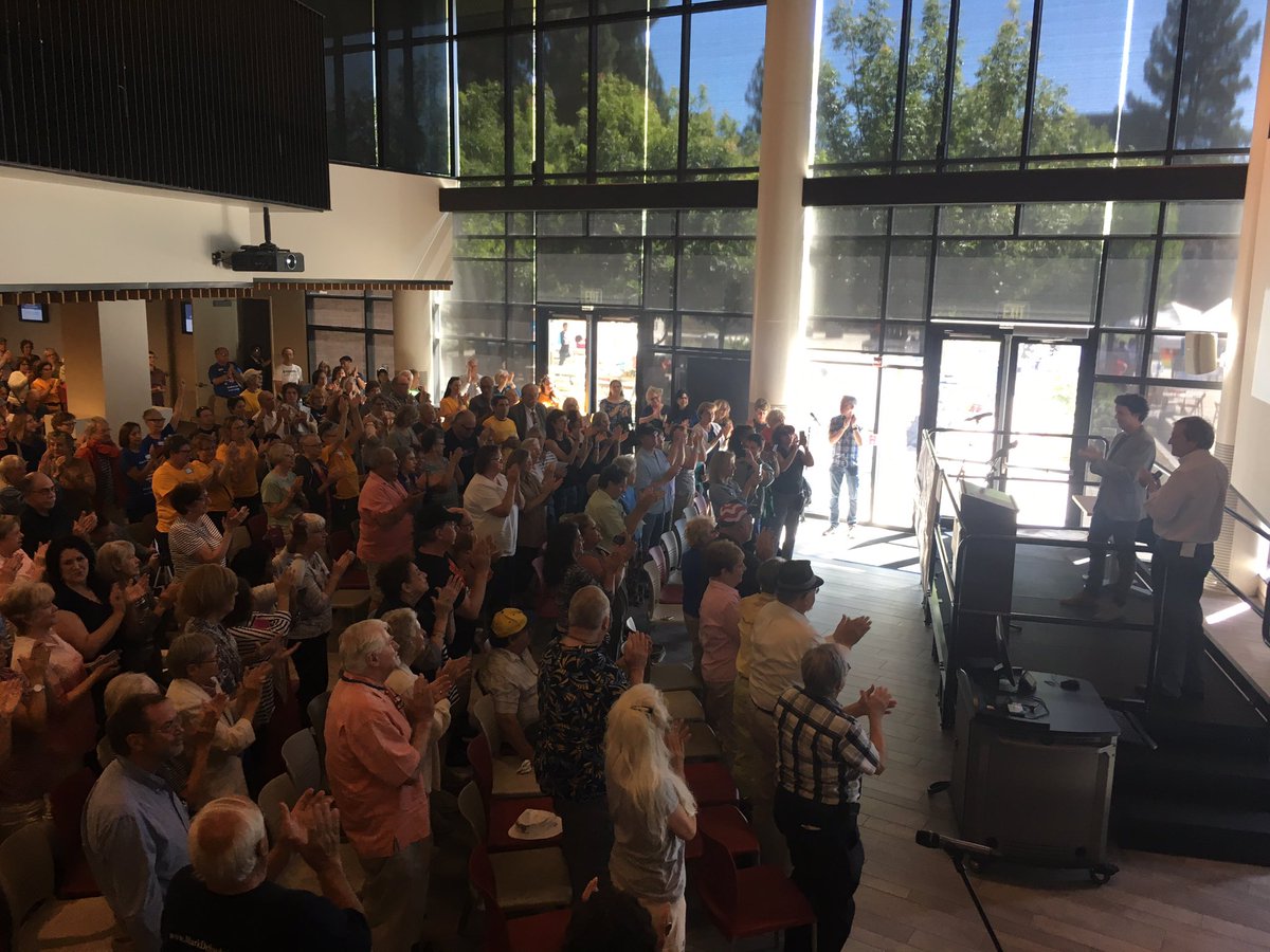 IndivisibleRich's tweet photo. #ResistEngageAct !! Standing ovation for Jeremy Hale, coauthor of @IndivisibleTeam w/ @RepDeSaulnier at the Resistance Town Hall! https://t.co/r1xsUg4OUw