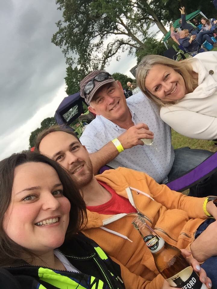 edblight398's tweet photo. @TrenthamGardens warming up for our first experience of music at Trentham #wineoclock #cideroclock #aleoclock https://t.co/rnmLf4Kv5Q