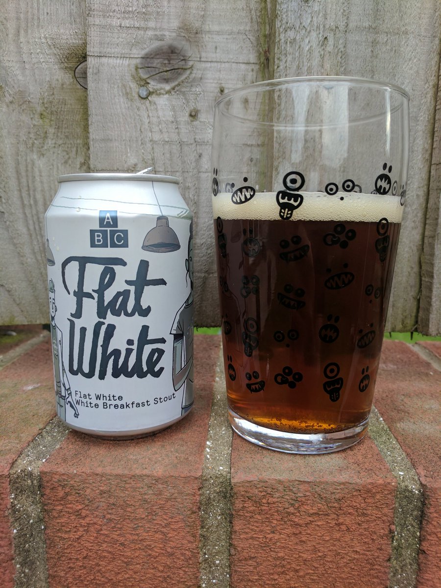 digitalaletrail's tweet photo. Beef stew.. @AlphabetBrewCo.. then rhubarb crumble and custard.. in your face! 🇬🇧🇬🇧🇬🇧🇬🇧 https://t.co/GZDYWCNR7g