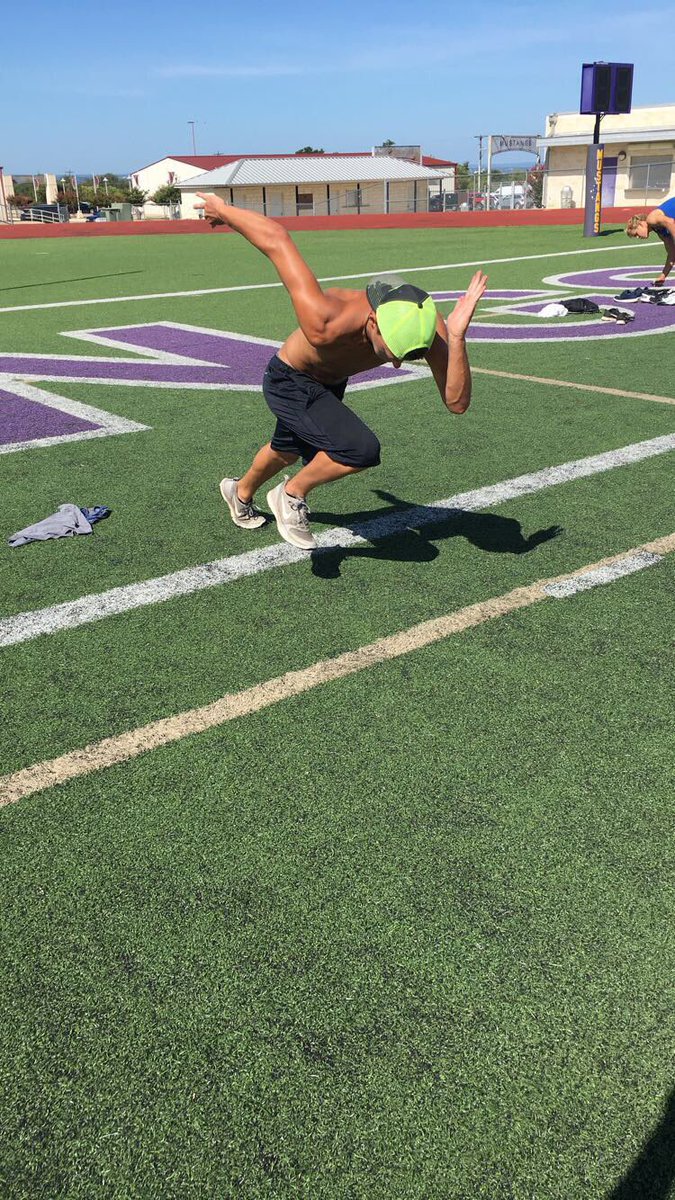 cooper_wilson33's tweet photo. Extra extra #grind @brocklinder6 https://t.co/4SnFNdGZKz