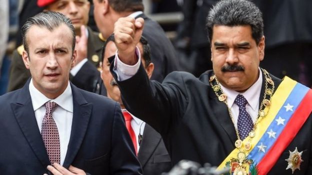 EE UU cogela cientos de millones de dólares en activos a El Aissami, vicepresidente de #Venezuela.

elpais.com/internacional/…