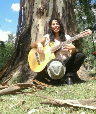 BuscaleOk's tweet photo. Hola amigos!!! Hoy en nuestro programa Sarita Flores nos trae su #musica a partir de las 21:20 por Cadena Máxima 106.7. https://t.co/eGWNah2jj0