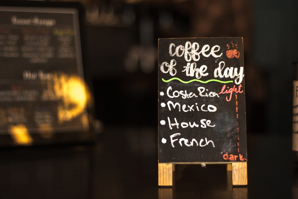 Radina's Coffeehouse tweet media