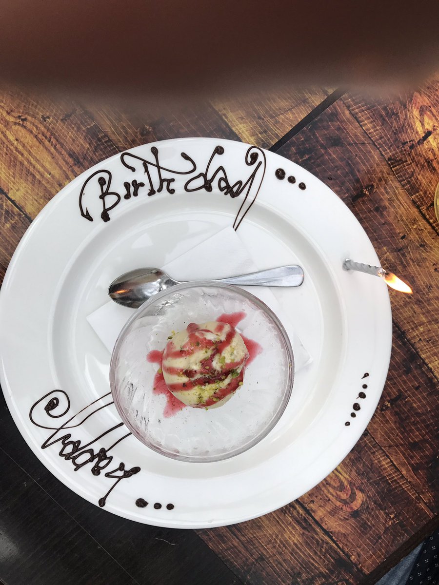 JennyBurns55's tweet photo. So cute. Birthday wishes from @RoastRestaurant for @andyburns_ #burnsy40 #weeklongcelebrations #birthday #greatservice https://t.co/vZct2kxifE