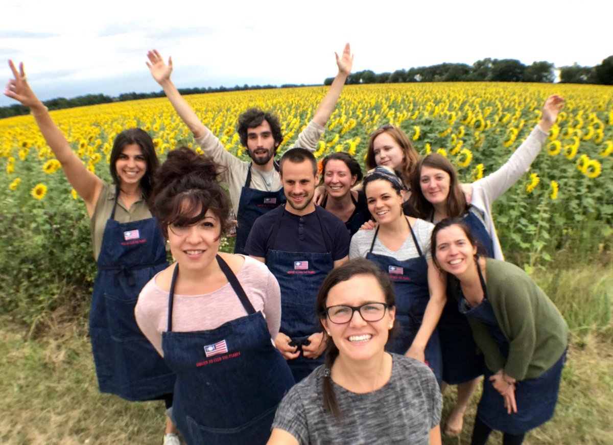 ValDeGregorio's tweet photo. Thanks @iuctorino for giving me the chance to meet these beautiful ppl at the Eating City Summer Campus - Gastronomy Facing Sustainability https://t.co/0ih5gvuQoB