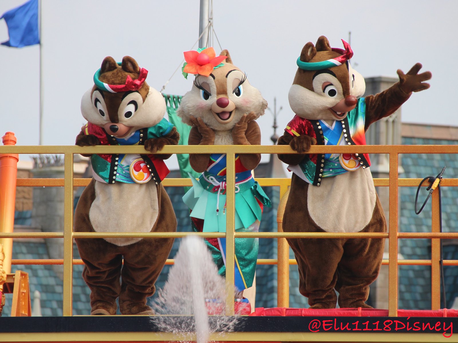 Elu Sur Twitter 燦水 サマービートのチップとデールとクラリス Dinsey Tdl ディズニー夏祭り 燦水サマービート チップとデール クラリス T Co Vv4mhvoopa Twitter