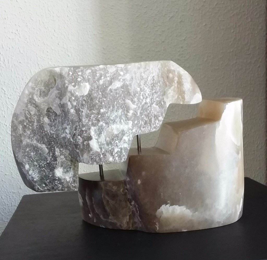 A3nW's tweet photo. Nieuw werk in steen https://t.co/1puSgnNfZa https://t.co/qlECONac5S