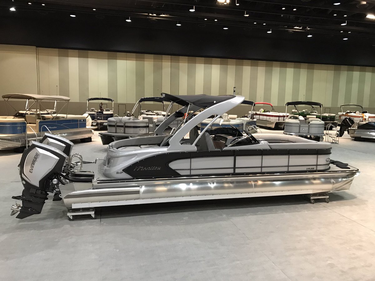 ManitouPontoons's tweet photo. #Manitou18 is almost upon us. The new grey combos in X-Plode are amazing! #luvmymanitou #boating #hotboat https://t.co/QhIGxwg8xd