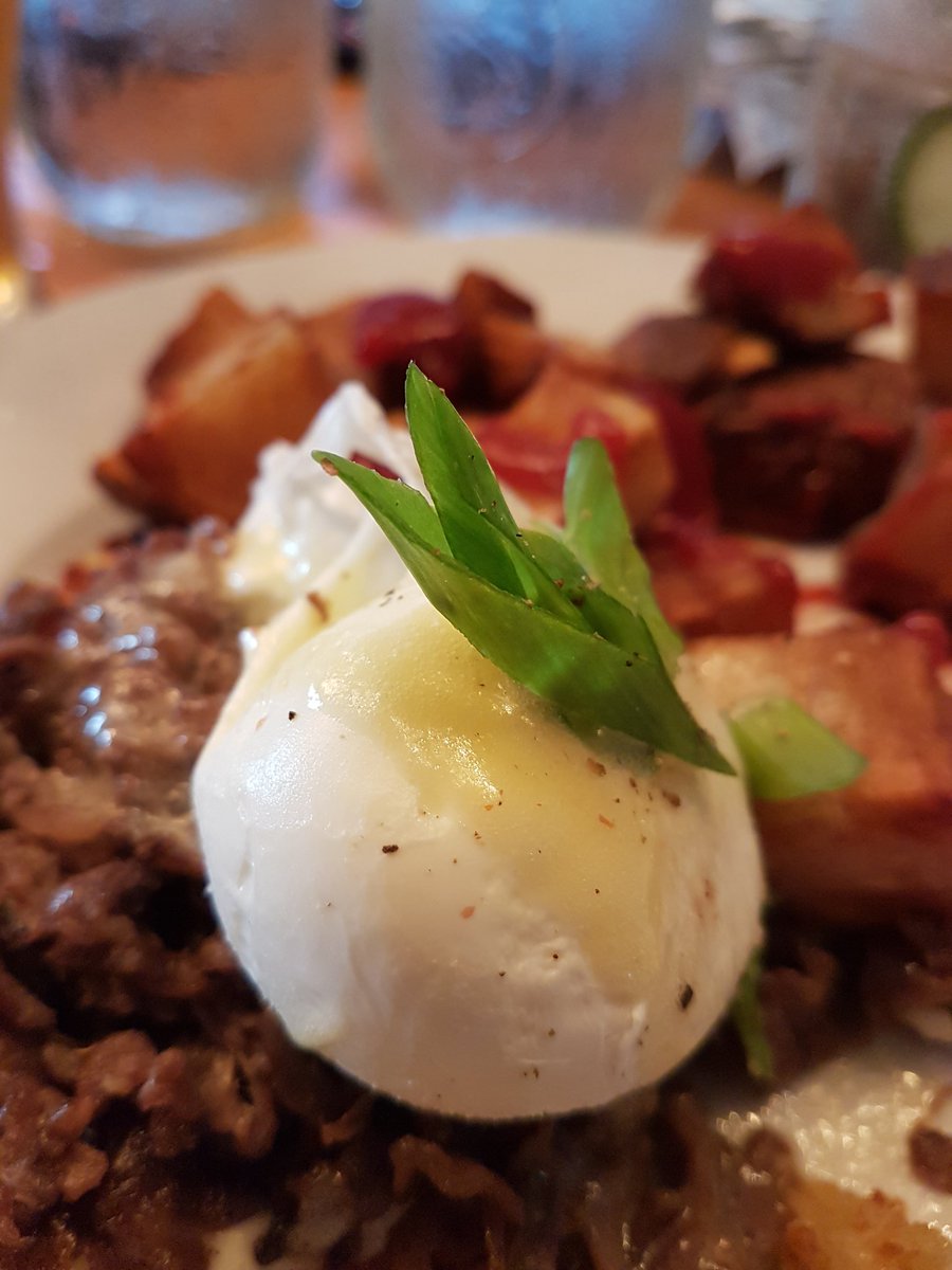 cilantro_chive's tweet photo. Reminder that we open for BRUNCH starting at 10am every Saturday + Sunday! π³ππ #BrunchIsCalling #Lacombe #ceg3 #reddeer #yqf https://t.co/96jOWjOYzK