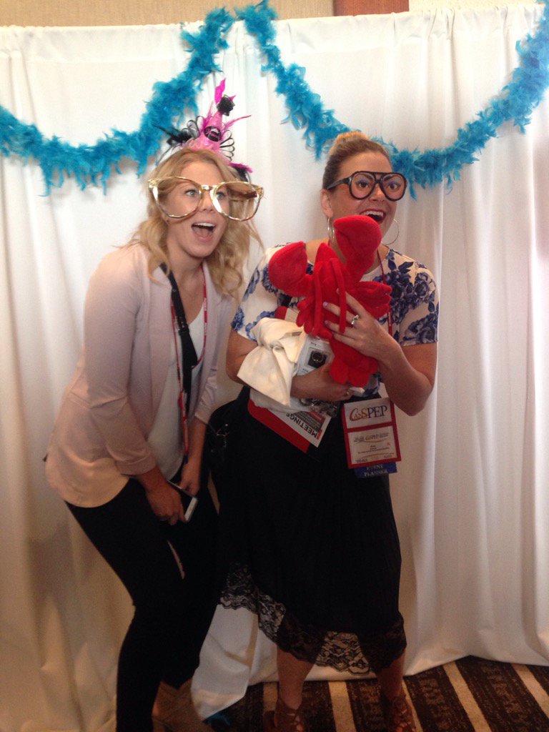 TreenaTmacleod's tweet photo. Fun at @MeetInPEI with @LaughItUpPhoto at @CanSPEP ! https://t.co/uq77nNc66w