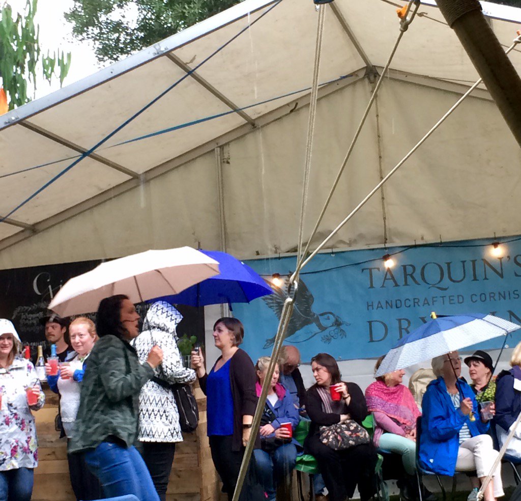 Ruth_Garside's tweet photo. Gotta love Cornish stoicism in the face of summer weather #ginhelps #ginandjazz @PenleeTheatre https://t.co/bFJ7zMLBqJ