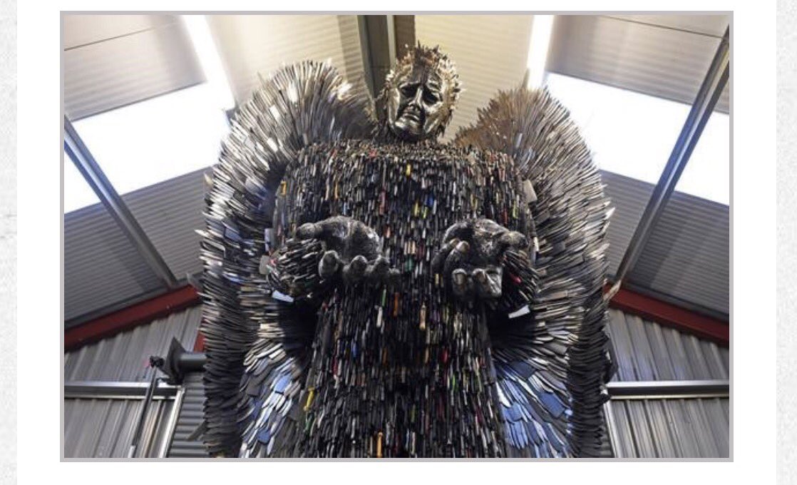 knife_drop's tweet photo. Incredible ‘Angel of Knives’ sculpture created by @AlfieBradley1 https://t.co/5K49IdpDMV