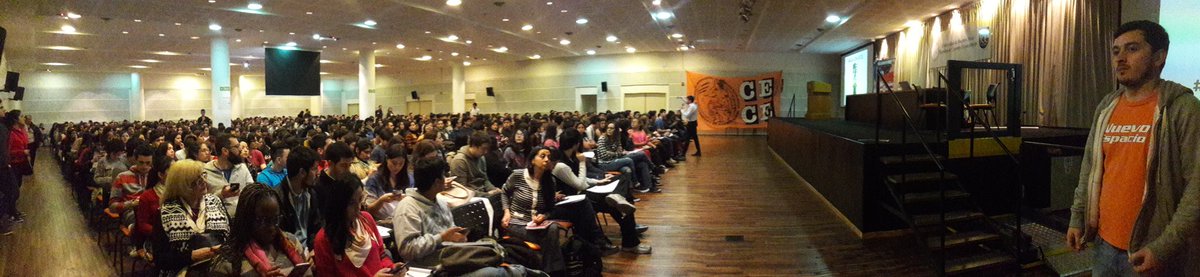 ceceuba's tweet photo. Ya arranca, a salón lleno la CLASE 2 #ExcelCECEuba https://t.co/z7OsLVCu4X