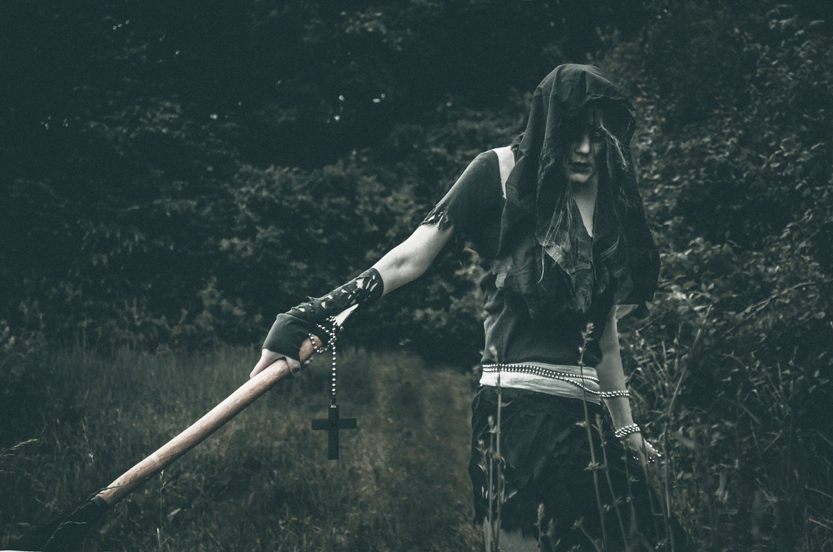 natalie_walst's tweet image. Marta cosplay (Outlast 2) @TheRedBarrels Cosplayer: Natalie Walst
Photographer: @Fox_Killer_ph #Outlast #Outlast2 #Outlast2cosplay