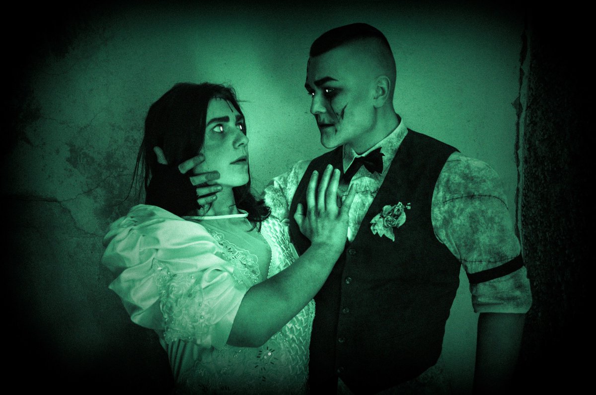 natalie_walst's tweet photo. Eddie Gluskin cosplay (Outlast). @TheRedBarrels 
Photographer: @Fox_Killer_ph #Outlast #Outlastcosplay #EddieGluskin #WaylonPark https://t.co/B5SMjygprP