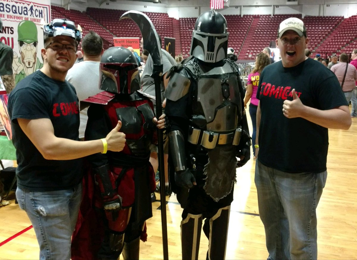 ComicCastPod's tweet photo. Boogie & Adam with the Mandalorian Mercs. Join the elite! #RobCon #RobCon2017 #ComicCast
ComicCast - Issue #51
https://t.co/8URBHO6jx7 https://t.co/YmyI6f4Kwu