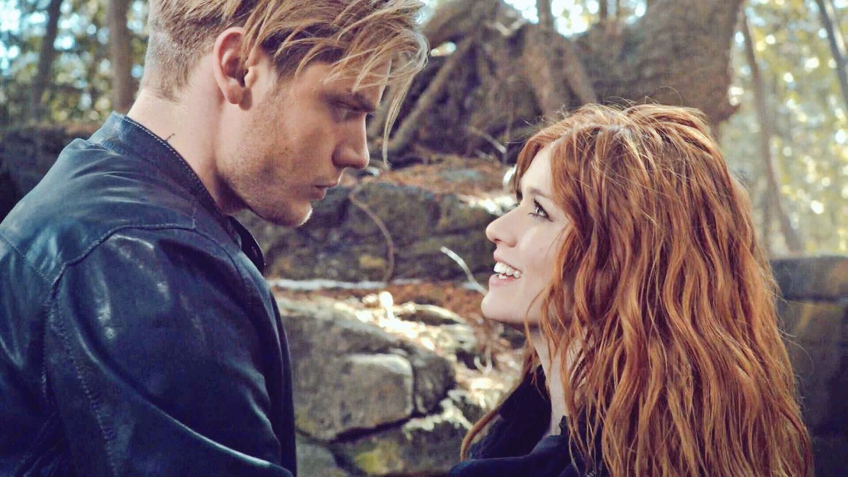 ForeverAliRae's tweet photo. But I'm still not over this 😍 https://t.co/uTJAAAYYd0