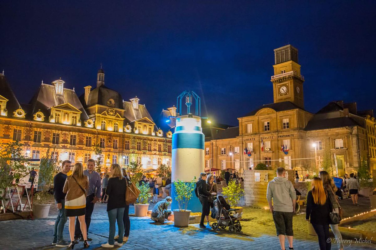 thierrymic's tweet photo. @PlageDucale nocturne à #charlevillemezieres #ardennes https://t.co/XPYC2NkSpt