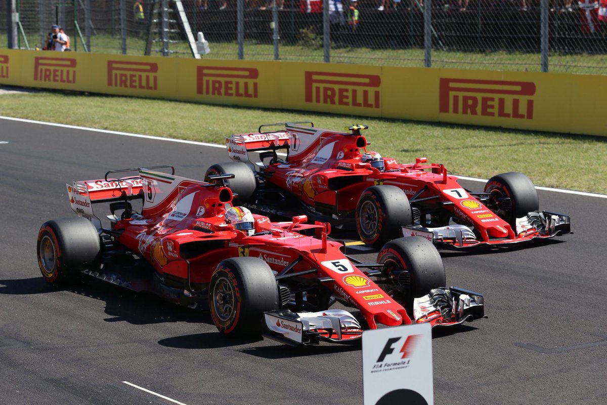 MondautoITA's tweet photo. Prima fila tutta #Ferrari ❤️🔴🏁🇭🇺 buone ferie a tutti da @MondautoITA !Ci sentiamo presto @Vincent_972 @Giannimtz @TANINOF1 @Thegreatreturn1 https://t.co/sy5ueOnF6F