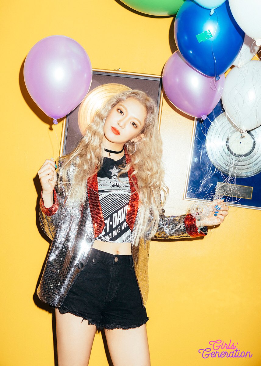 doubleyou0922's tweet photo. #4일18시_소시컴백
#GIRLS6ENERAT10N #HolidayNight https://t.co/QakkT8QFu0