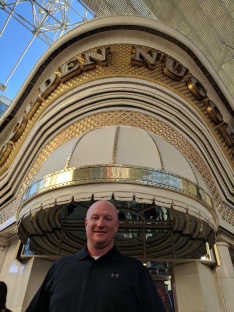 myshiftforce's tweet photo. COO, Larry had a great time visiting our client, the Golden Nugget in Vegas. #Goodtimes #Crapstable #fun #Shiftnote https://t.co/1RUQSorjFZ