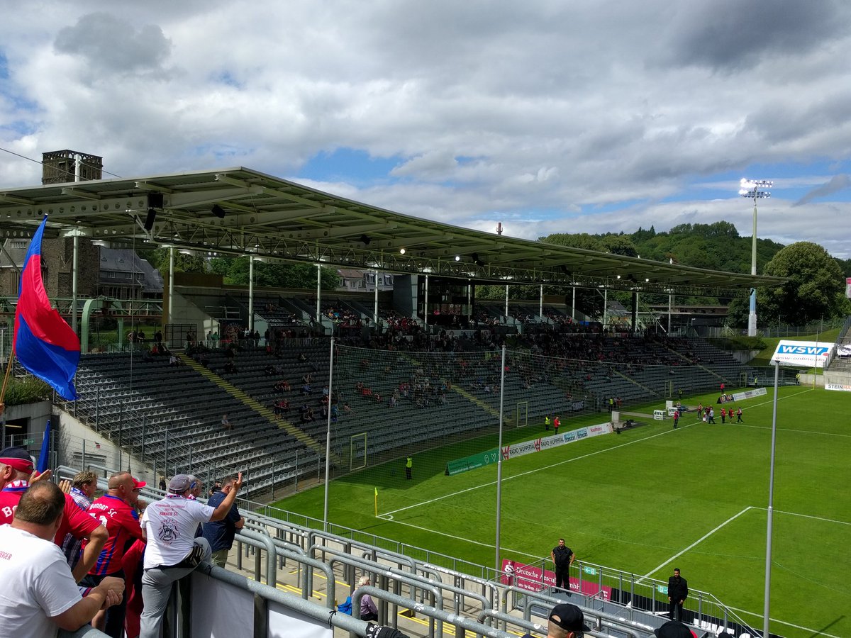 ElCobra's tweet photo. Stadion am Zoo. #wsvbsc https://t.co/W3jKwiNKEd