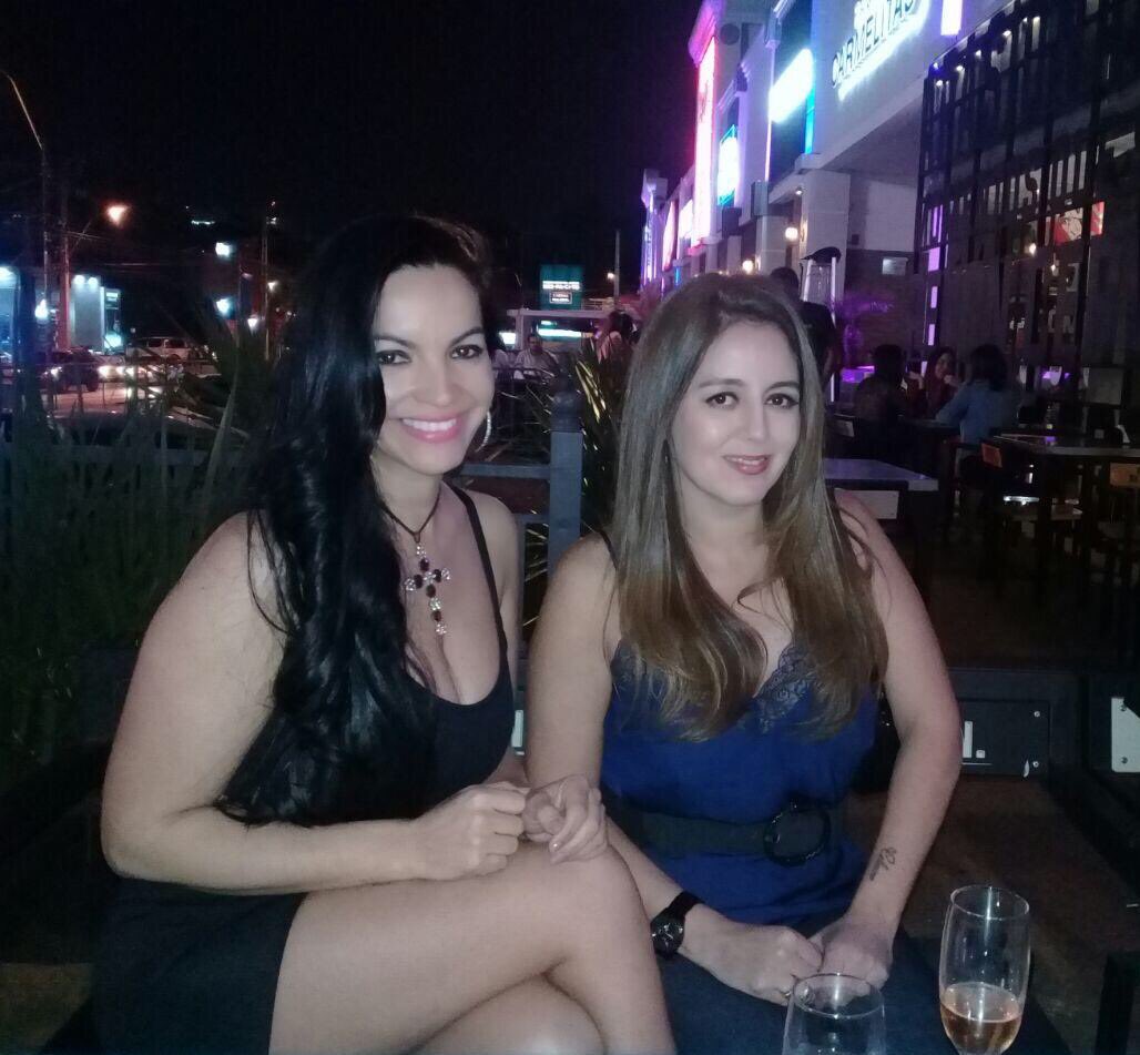 Día de la Amistad! Con esta preciosura de amiga que tengo! <a href="/AliciaVera_py/">Alicia Vera</a> la amo 😍