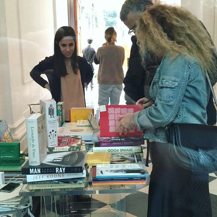 casacavia's tweet photo. Los invitamos a acercarse hasta las 17 h para disfrutar de la unión de lo artesanal y la cultura. https://t.co/Fx8oCWjQIG