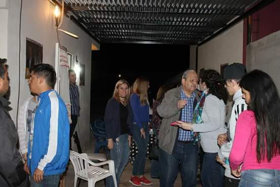 brizuela_moral's tweet photo. #CambiandoJuntos
Anoche junto a los vecinos de Valle Chico. Nos comentaban sus preocupaciones, falta de seguridad y el flagelo de la droga". https://t.co/MvBoeLqS6i