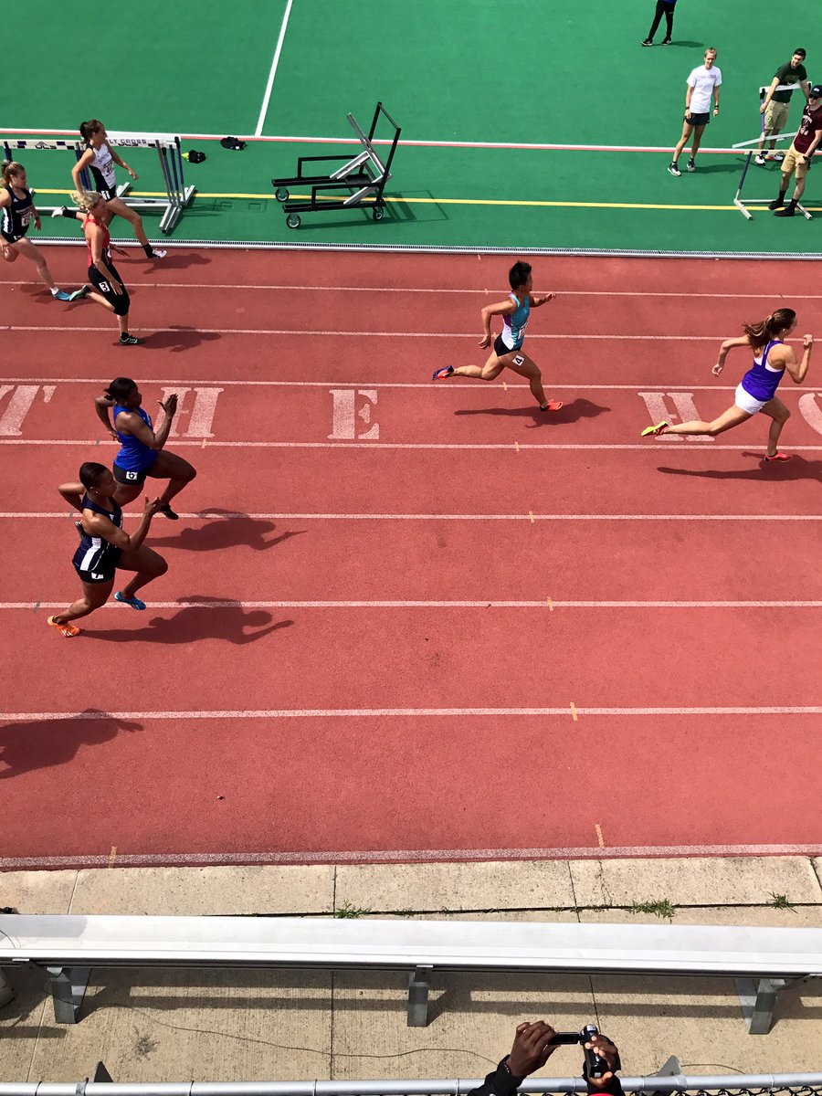 usatfne's tweet photo. We are loving this birds eye view of the 100m! #usatfnewengland #bestviewinthehouse https://t.co/RczrnnBebn