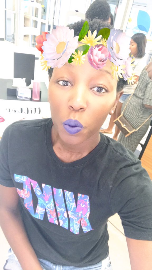 TiaraSevon's tweet photo. Small town, 10min wait! #Nationallipstickday #Free #MatteRoyal
Thanks @maccosmetics 💄💜💄 https://t.co/gH0z89heqx