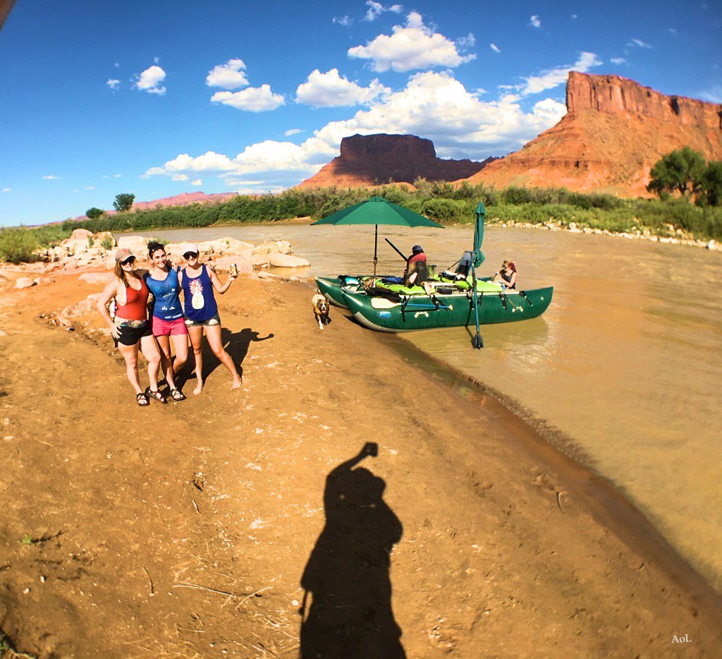 locatingalyssa's tweet photo. A Day in the Life of a Moab Local https://t.co/TqZJmjtUA9 https://t.co/ZQEYQDbXtj