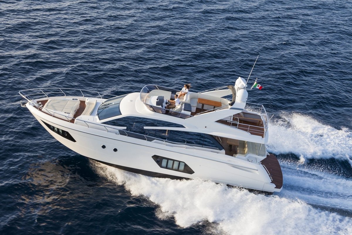 AbsoluteYachtHK's tweet photo. «Each wave of the sea has a different light, just as the beauty of who we love» - Adeline Virginia Woolf
#Absolute60Fly https://t.co/8ze62qibs6