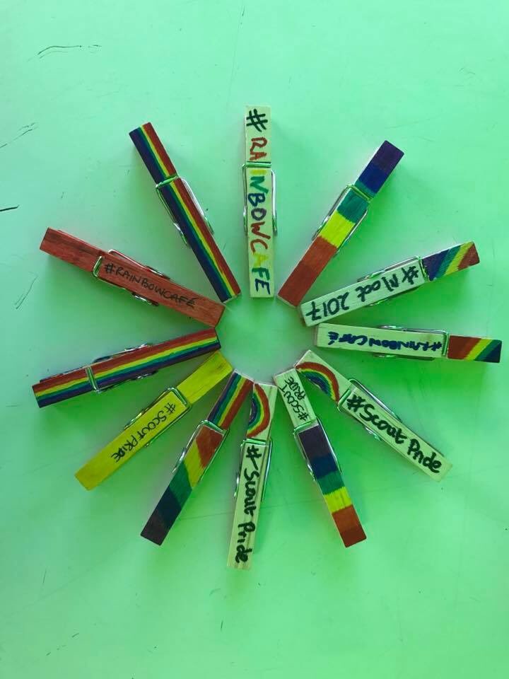 Amy_Widgery's tweet photo. #RainbowPeg ... If you find a Rainbow Café peg on you over the next few days, bring it to the Rainbow Café and get a free treat 🌈😀 #MootUK https://t.co/ZgCAxj5t0l