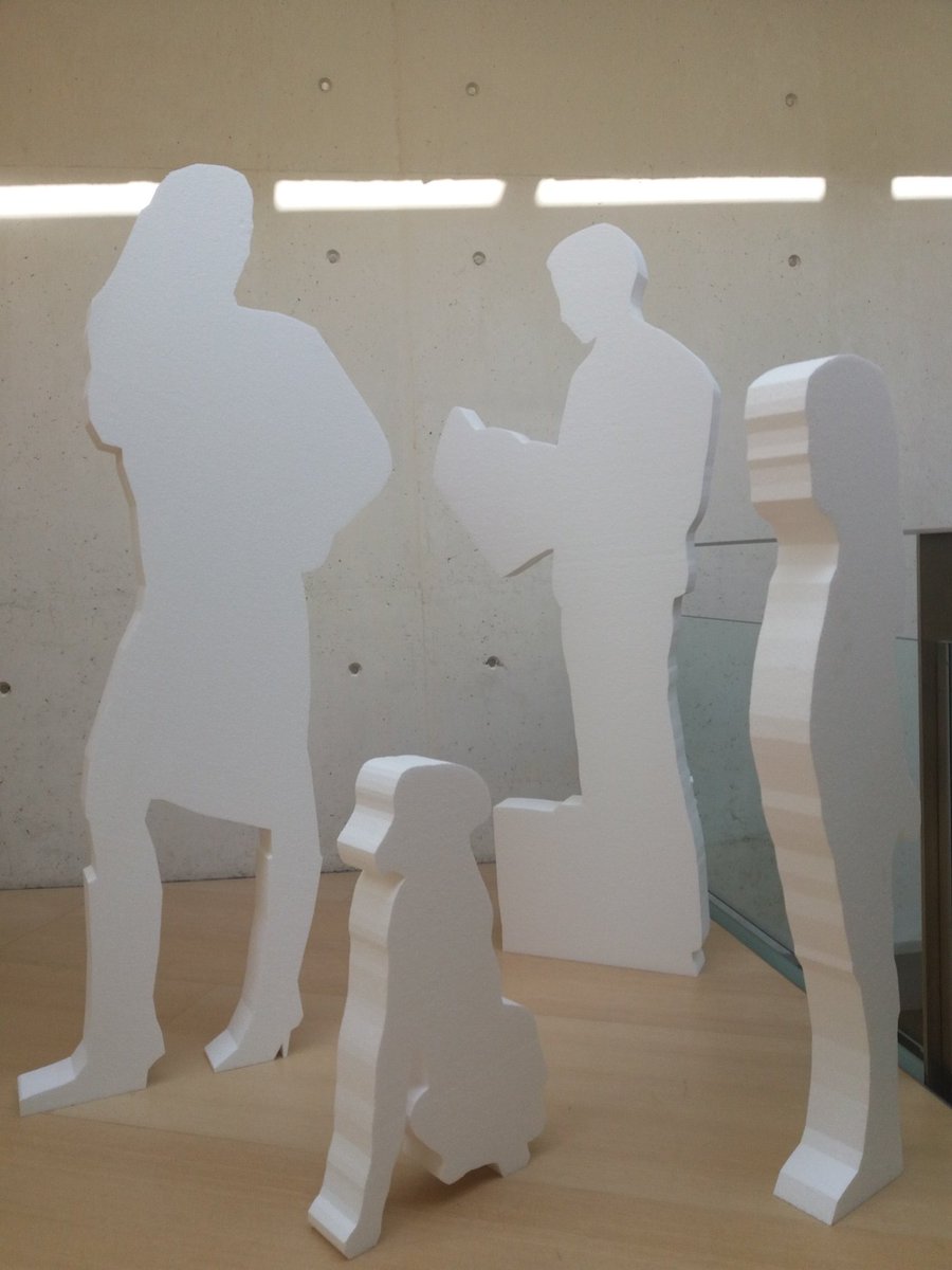 esbaluardmuseu's tweet photo. Els alumnes del taller #FormattingArchitecture han presentat els treballs sobre Son Dureta avui a @EsBaluard. Vine al museu per veure'ls! https://t.co/SK5TXKxg10