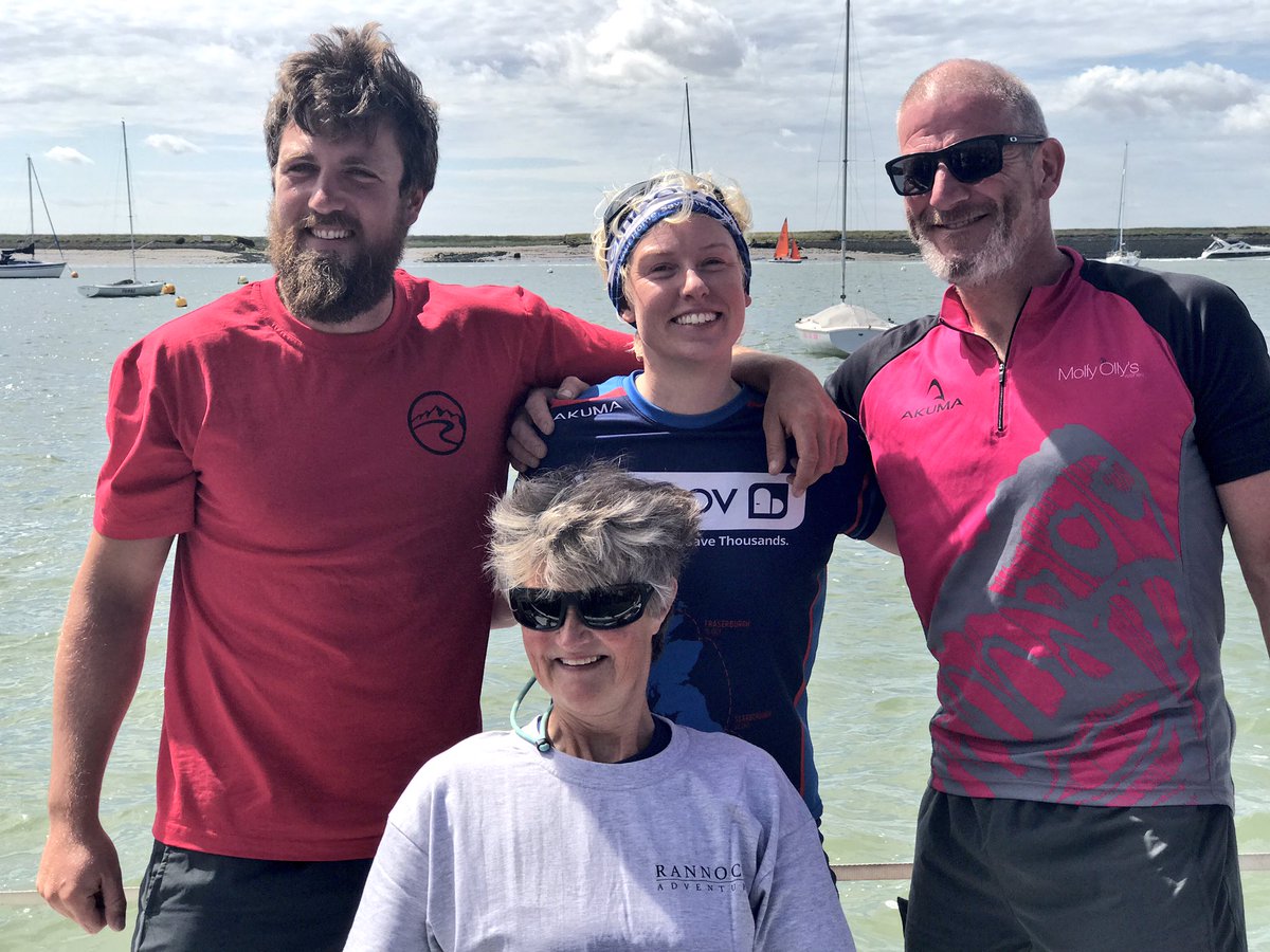 LauraTryUK's tweet photo. I'M BACK!!!! I rowed around Great Britain (with a little bit of cycling) The #greatbritishrow. Powered by @eMoov ✨✨ https://t.co/PcJcIyhY54