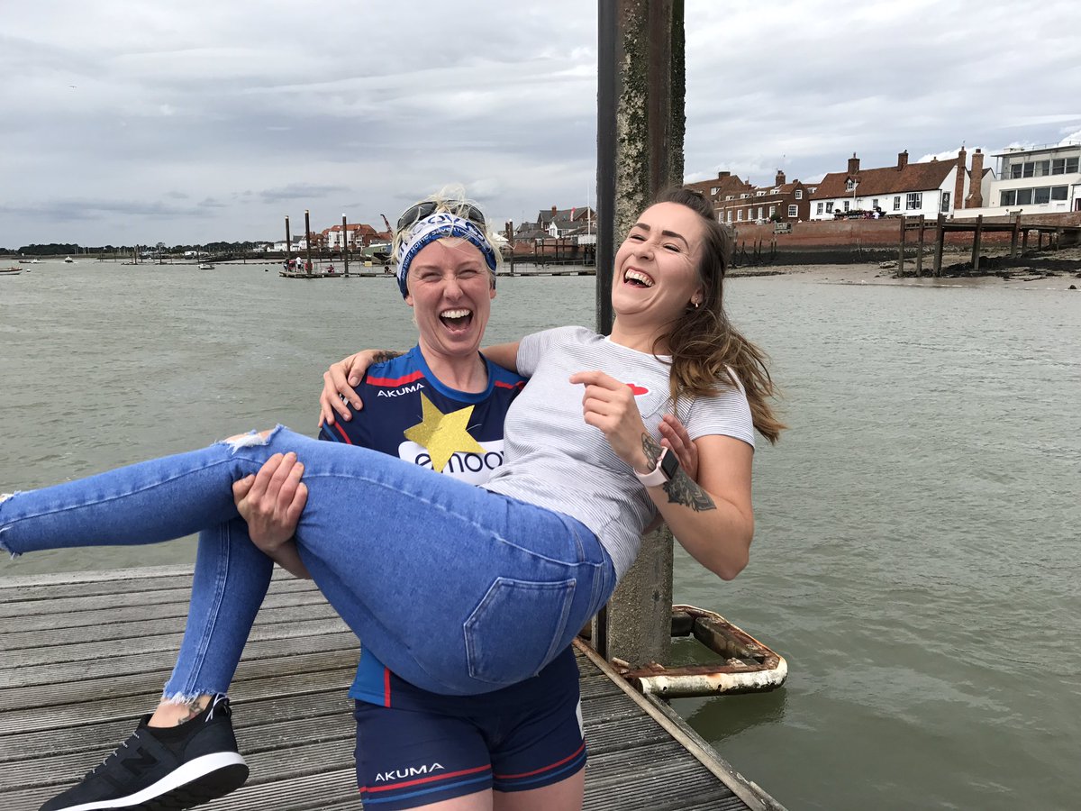 LauraTryUK's tweet photo. I'M BACK!!!! I rowed around Great Britain (with a little bit of cycling) The #greatbritishrow. Powered by @eMoov ✨✨ https://t.co/PcJcIyhY54