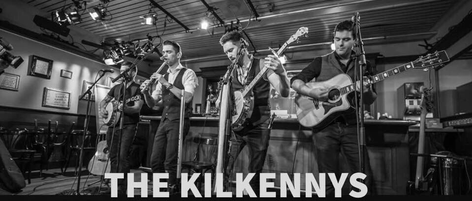 Casey's Bar Clon tweet media