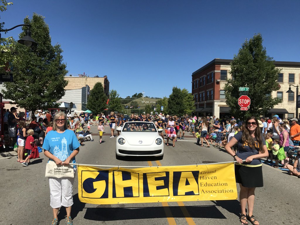 GrandHavenSup's tweet photo. Coast Guard Festival favorite! Kids Parade! @ghschools out passing out SMARTIES! #CoastGuardCityUSA #CoastGuardFest https://t.co/bhhdWZcJnw