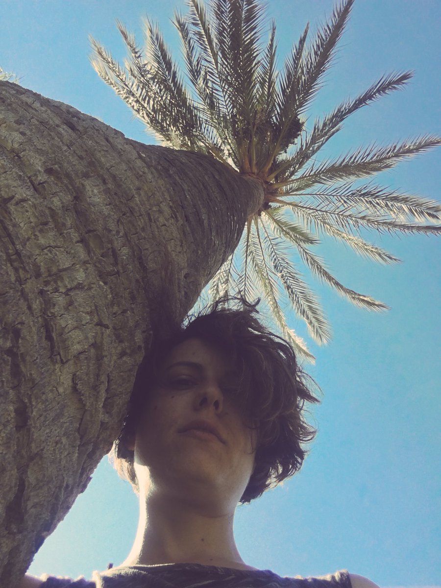 TABIZARRO's tweet photo. En Mallorca🏝a la sombra🏝para darlo todo esta noche🔥en el #IdóFest 💫 VAMOS💫#salvediscordia #fiestaenlaisla https://t.co/NiHmkhvPPT